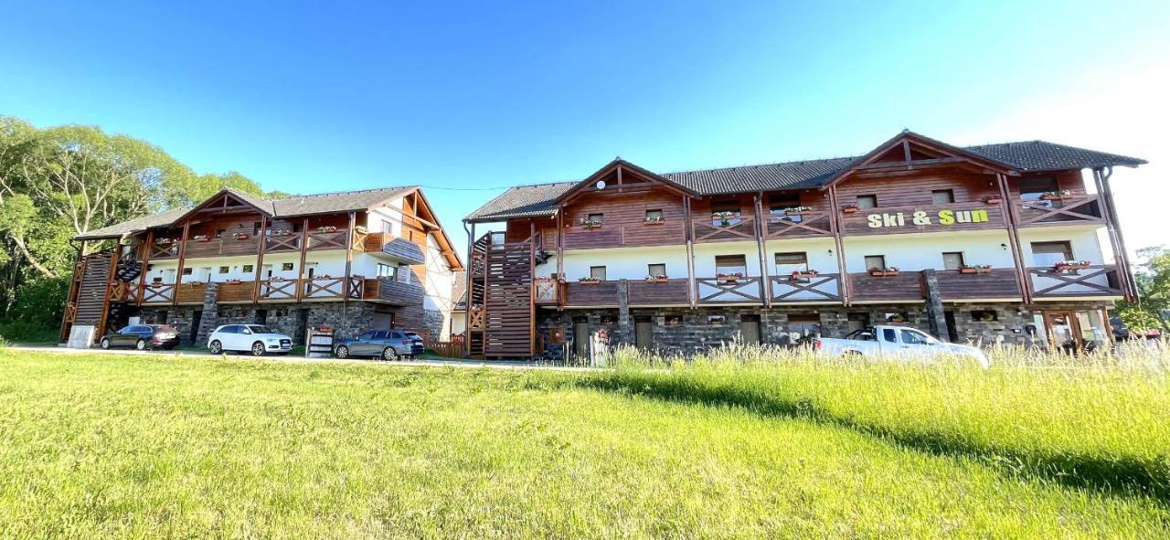 Ski & Sun B9 Ліптовський Мікулаш Екстер'єр фото
