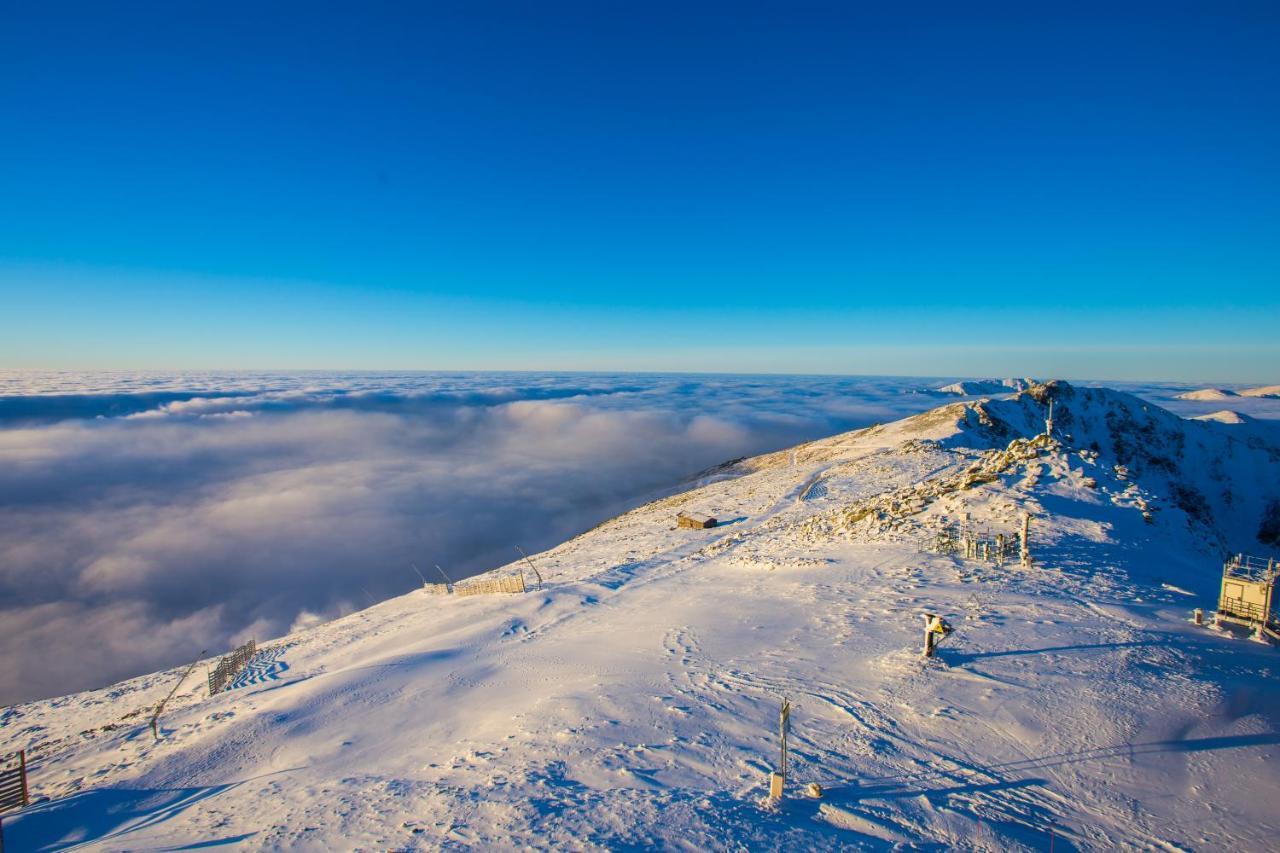 Ski & Sun B9 Ліптовський Мікулаш Екстер'єр фото